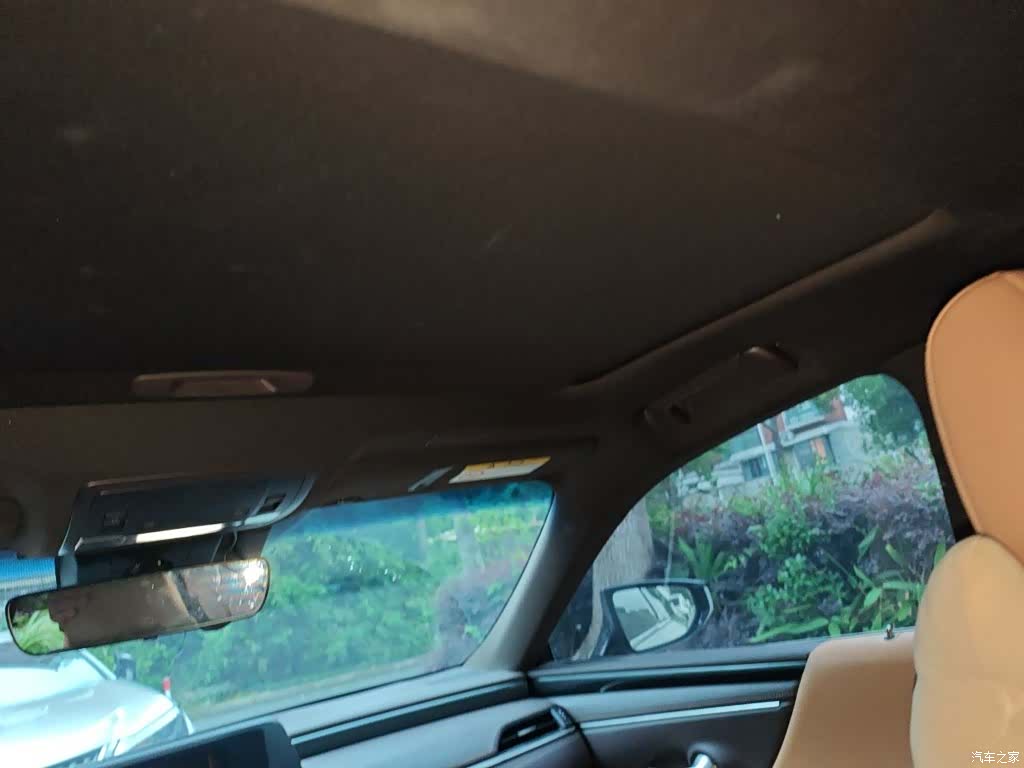 Lexus ES, 2019 9