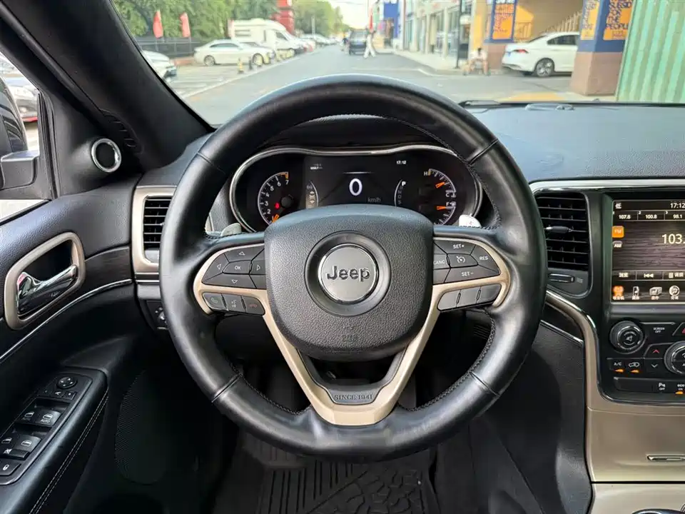 Jeep Grand Cherokee Jeep Grand Cherokee