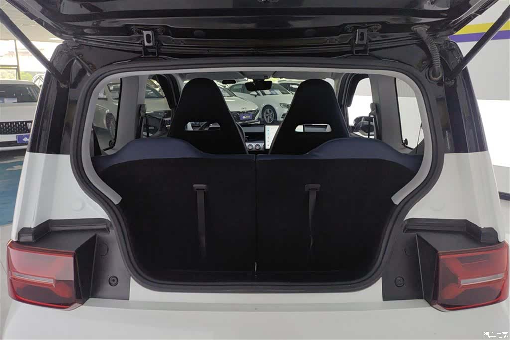 Wuling MINIEV, 2023 4