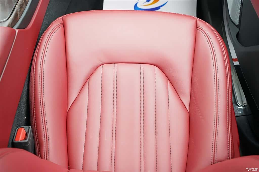 Maserati Levante, 2018 16