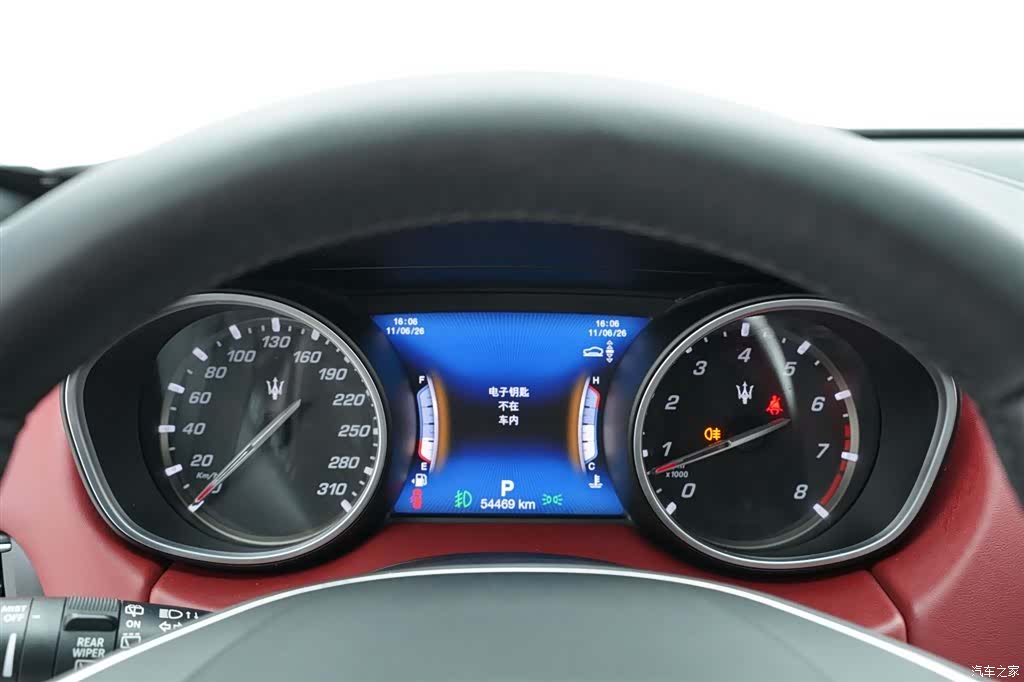 Maserati Levante, 2018 все фото