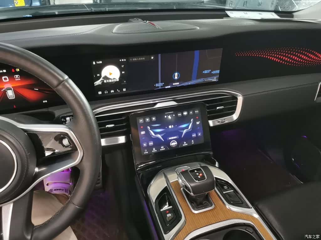 Hongqi E-HS9, 2023 10