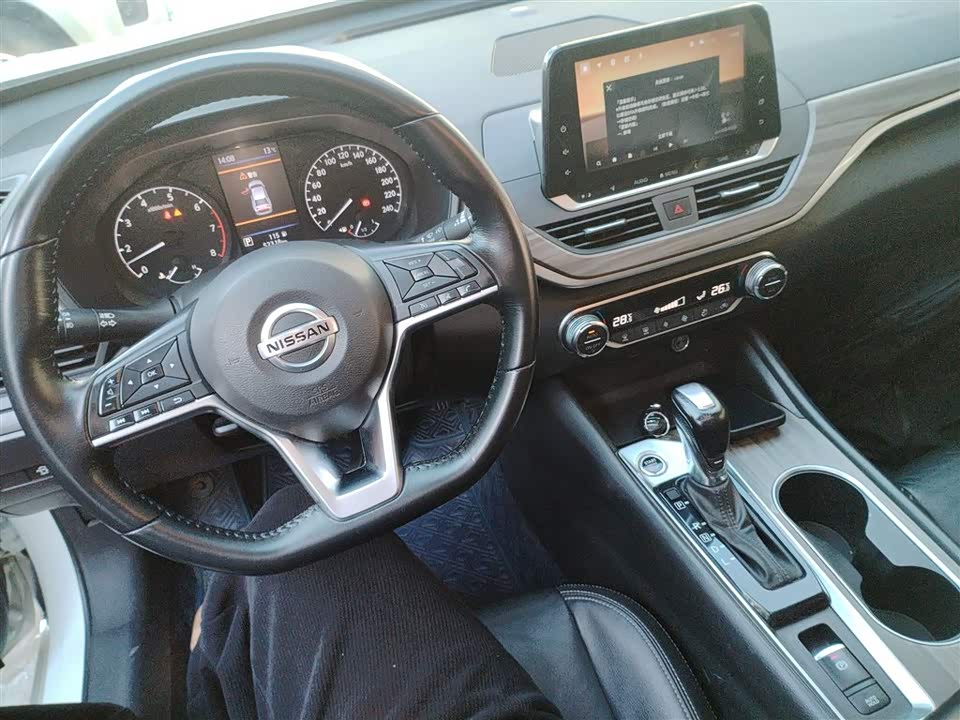 Nissan Teana