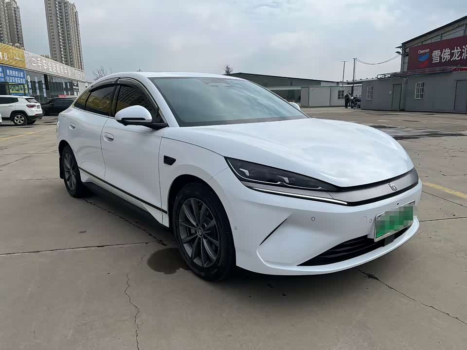 BYD Qin L