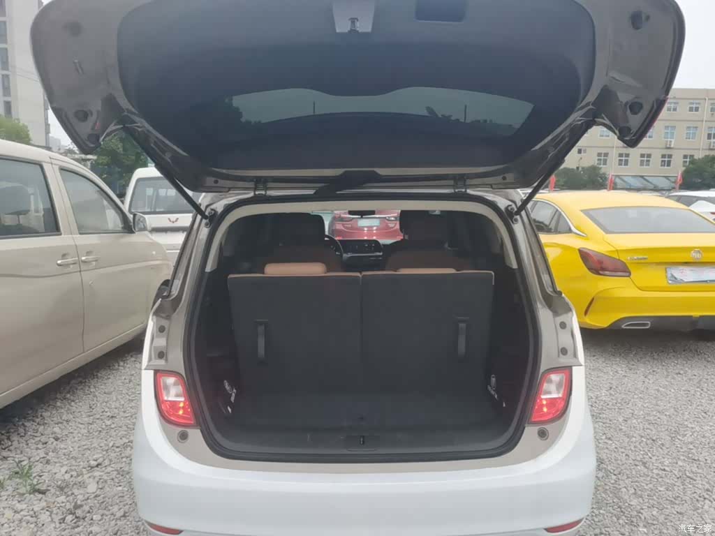 Buick GL6, 2022 19