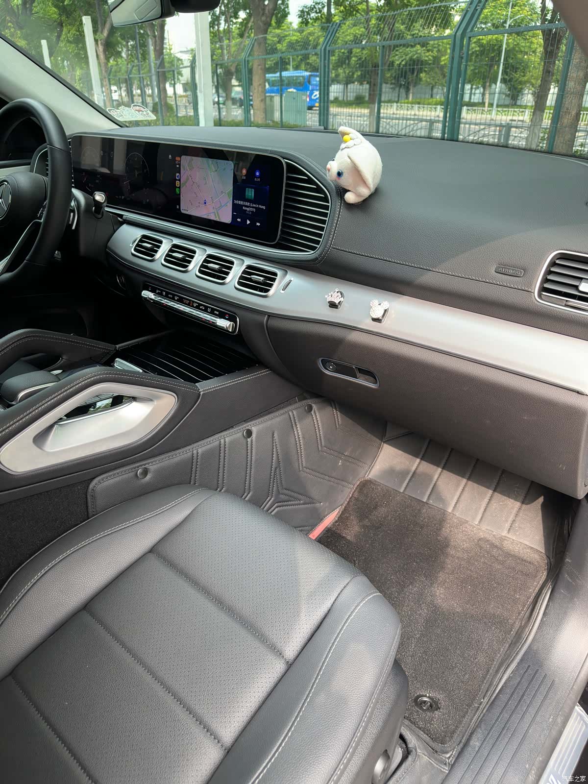 Mercedes-Benz GLE, 2025 12