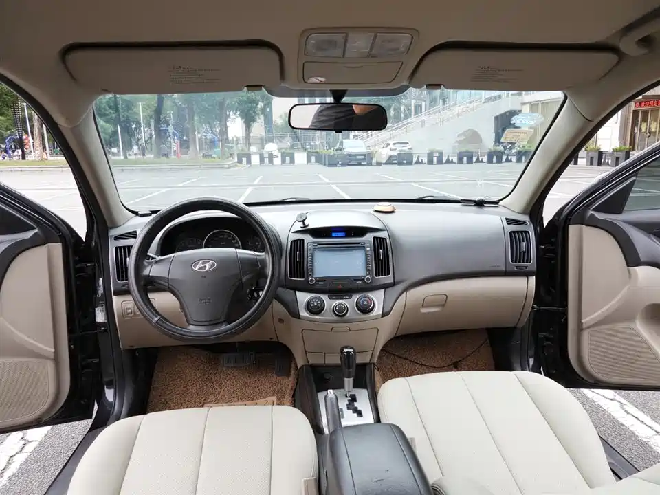 Hyundai Yuedong