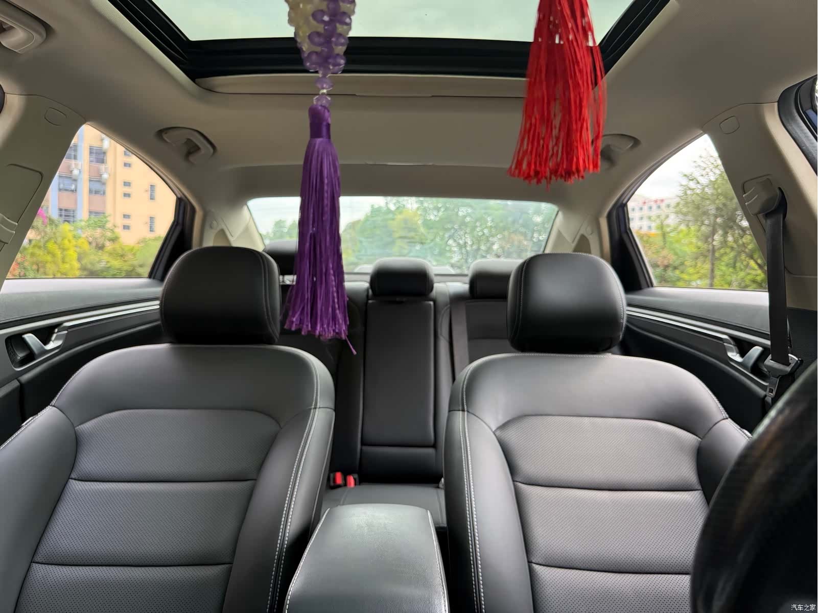 Geely Emgrand, 2018 9