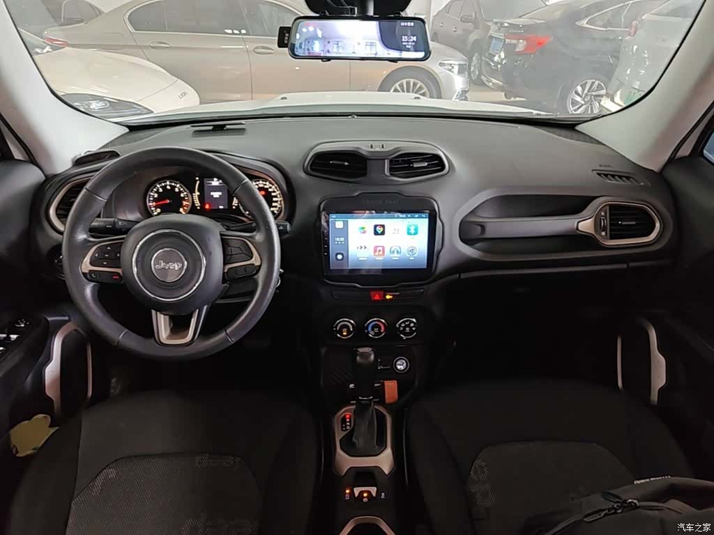 Jeep Renegade, 2016 10