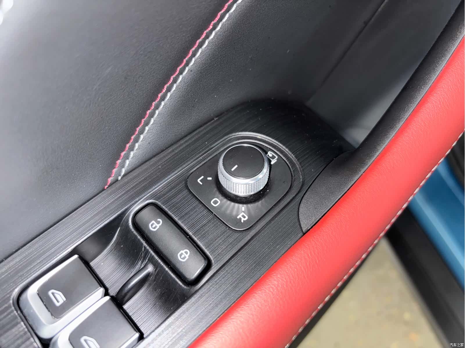 Geely Emgrand, 2021 14