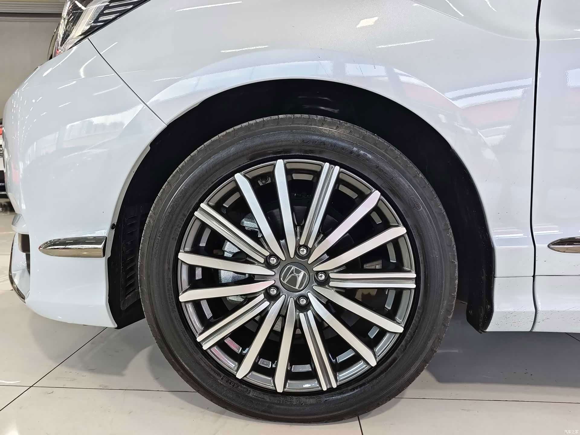 Honda Elysion, 2024 17