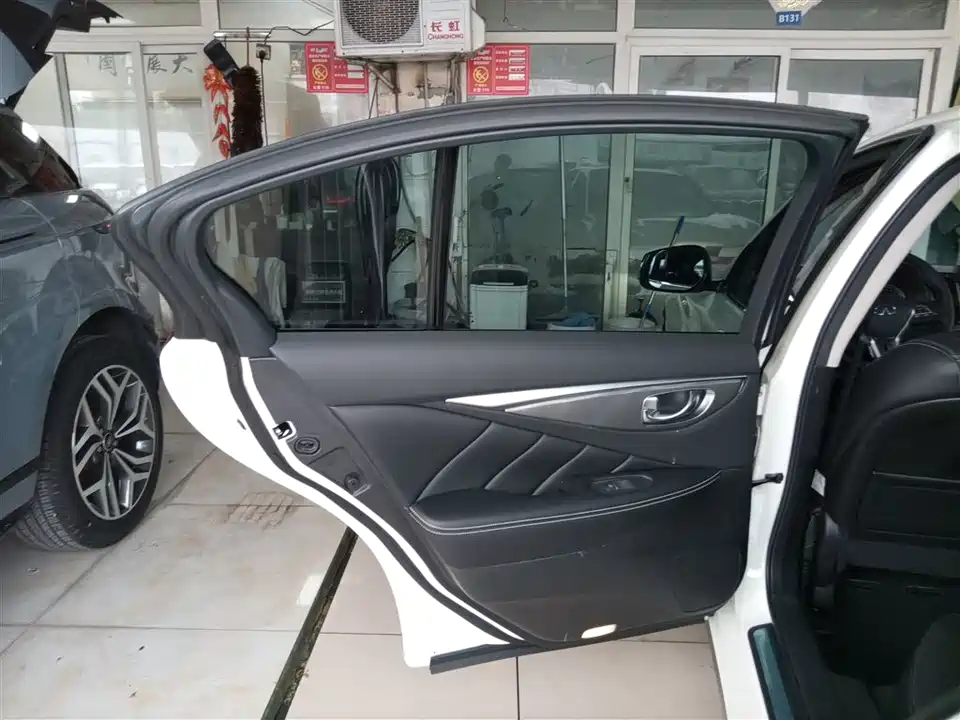 Infiniti Q50L Infiniti Q50L