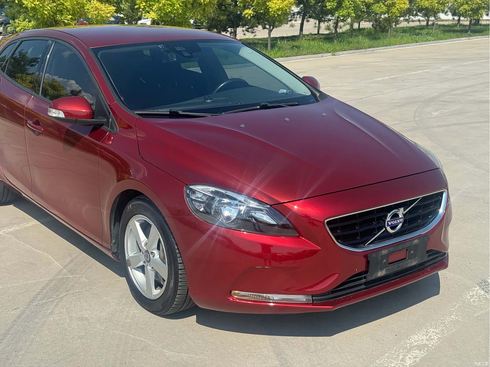 Volvo V40, 2014 3