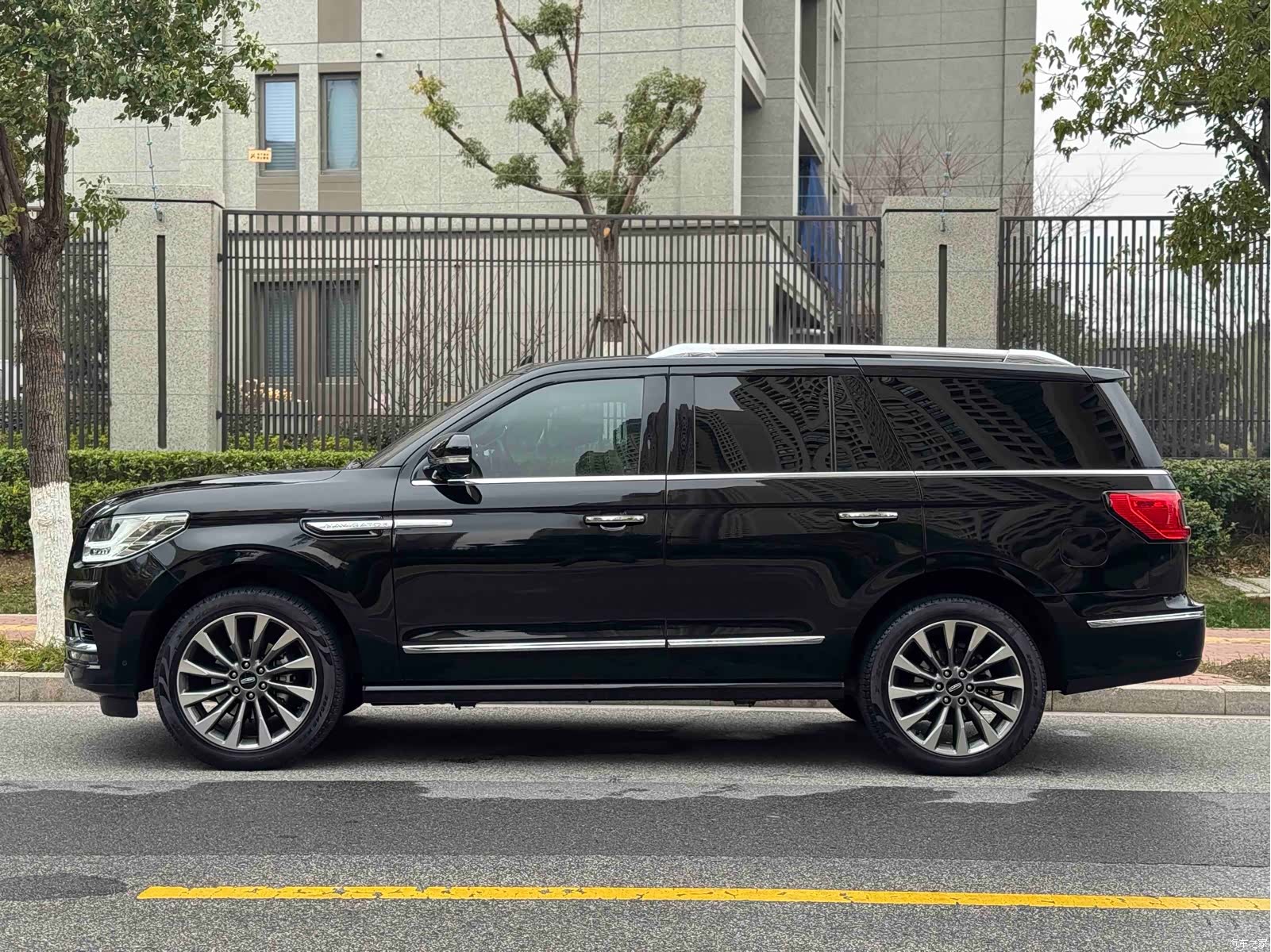 Lincoln Navigator, 2019 14