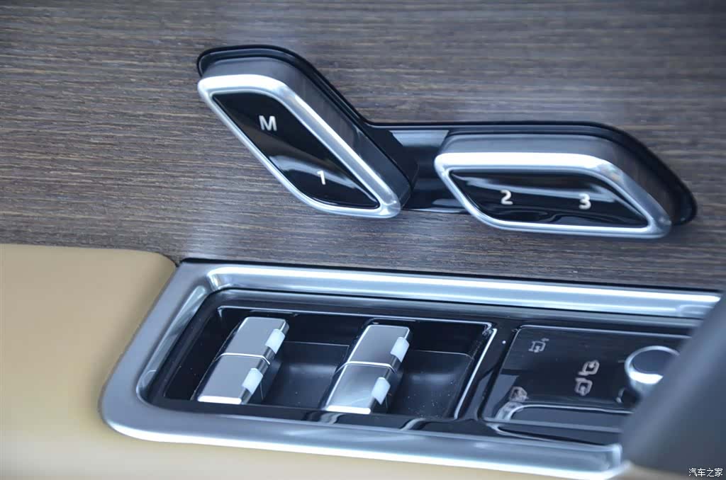 Land Rover Range Rover, 2026 12