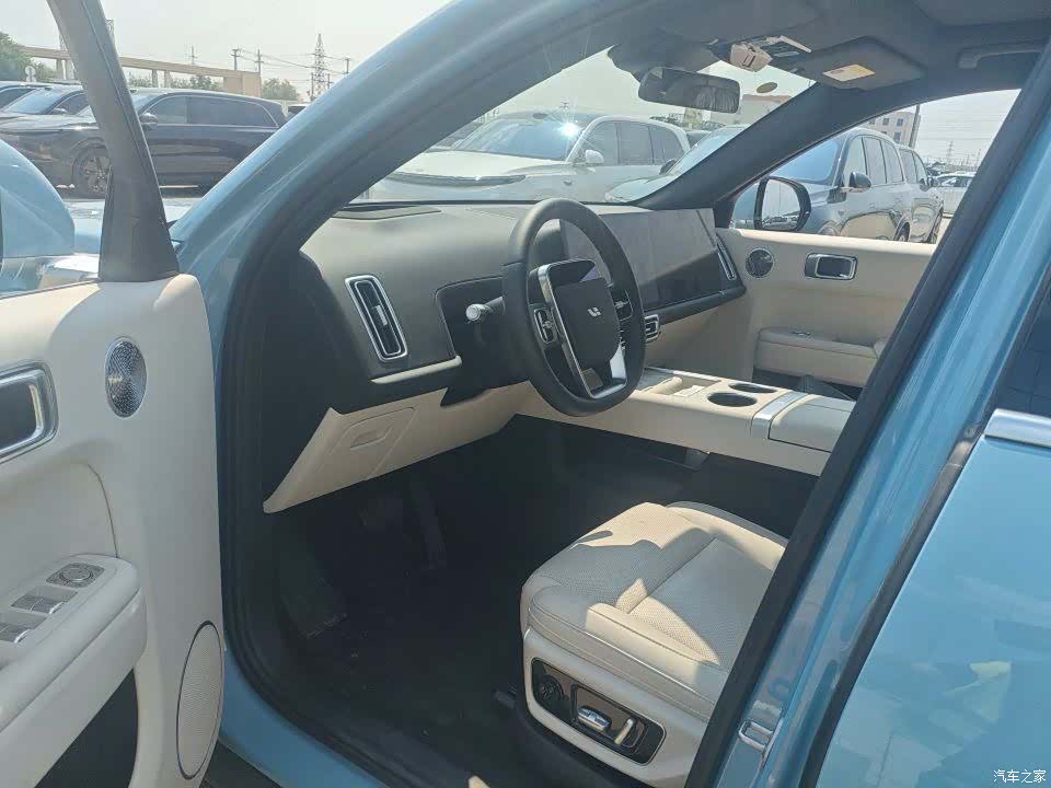 Li Auto L7, 2025 все фото