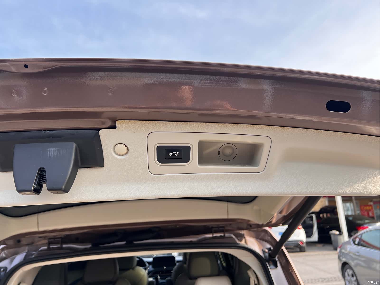 Buick GL8, 2020 23