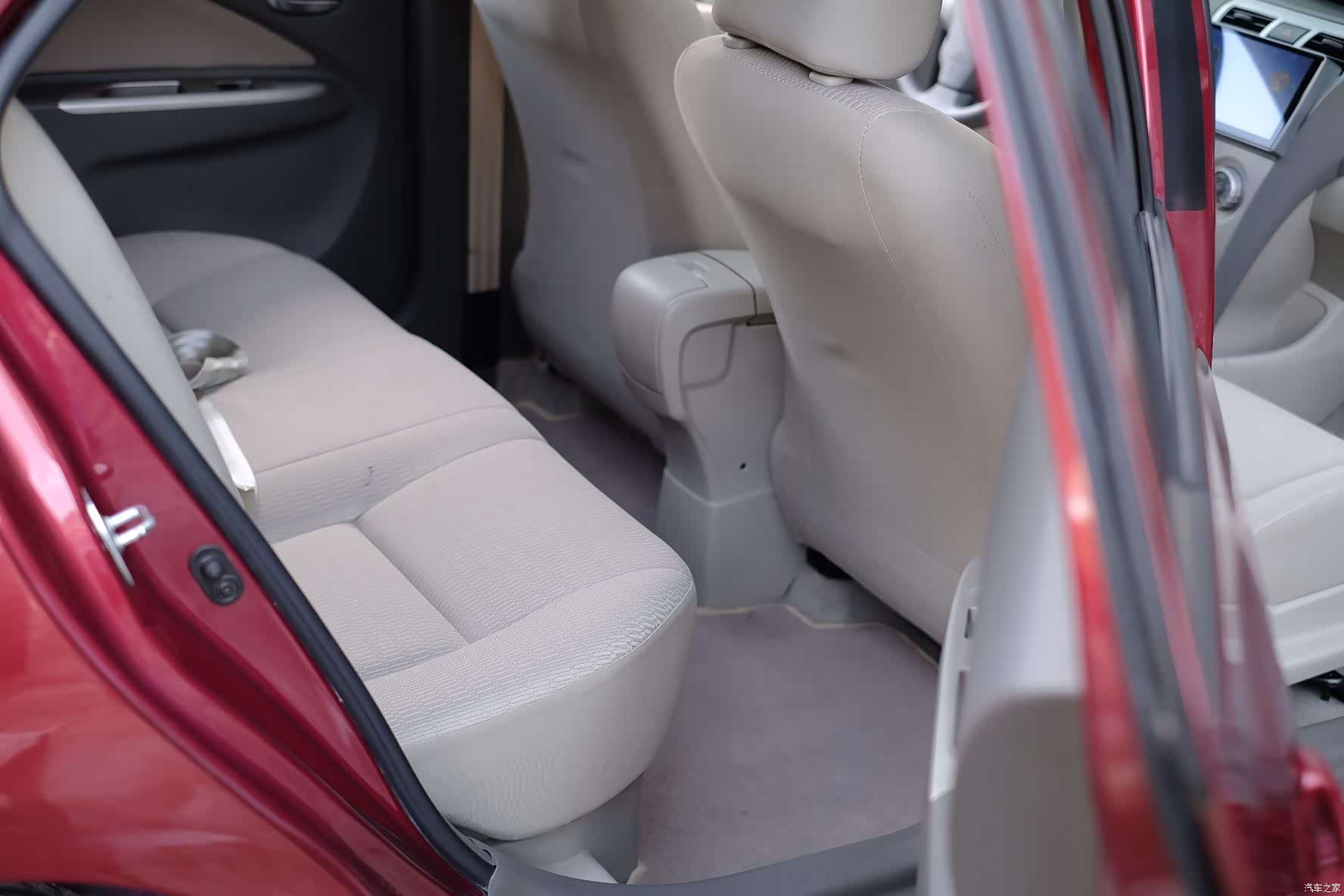 Toyota GL-S, 2012 42