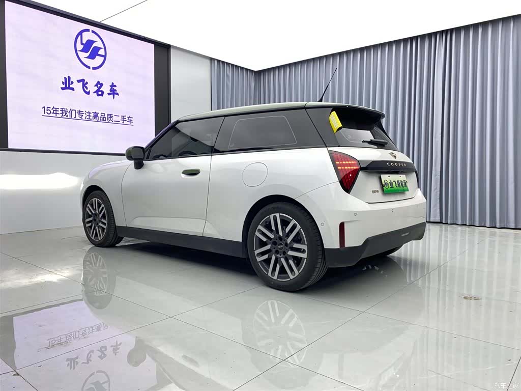 Mini Cooper, 2025 6