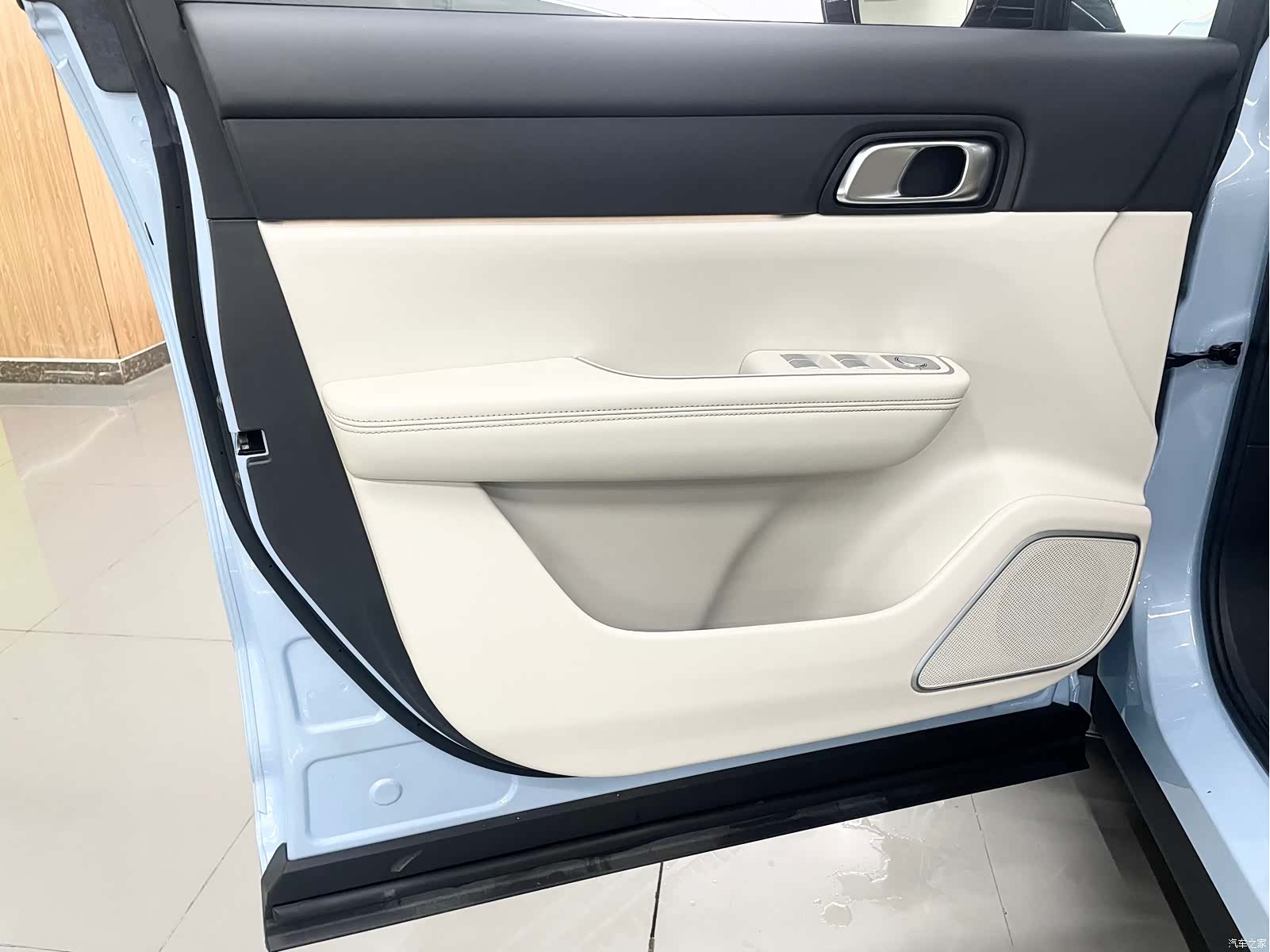 Li Auto ONE, 2022 8