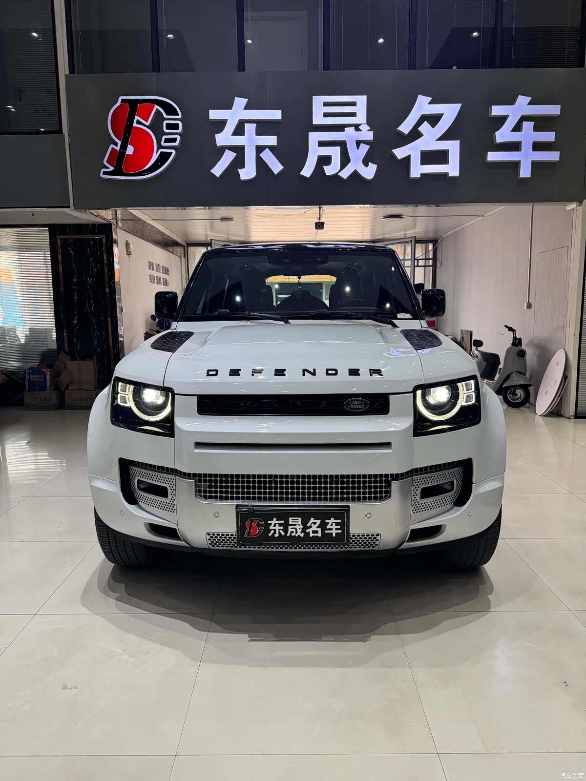 Land Rover Defender, 2021 2