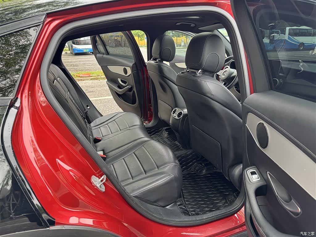 Mercedes-Benz GLC, 2018 15