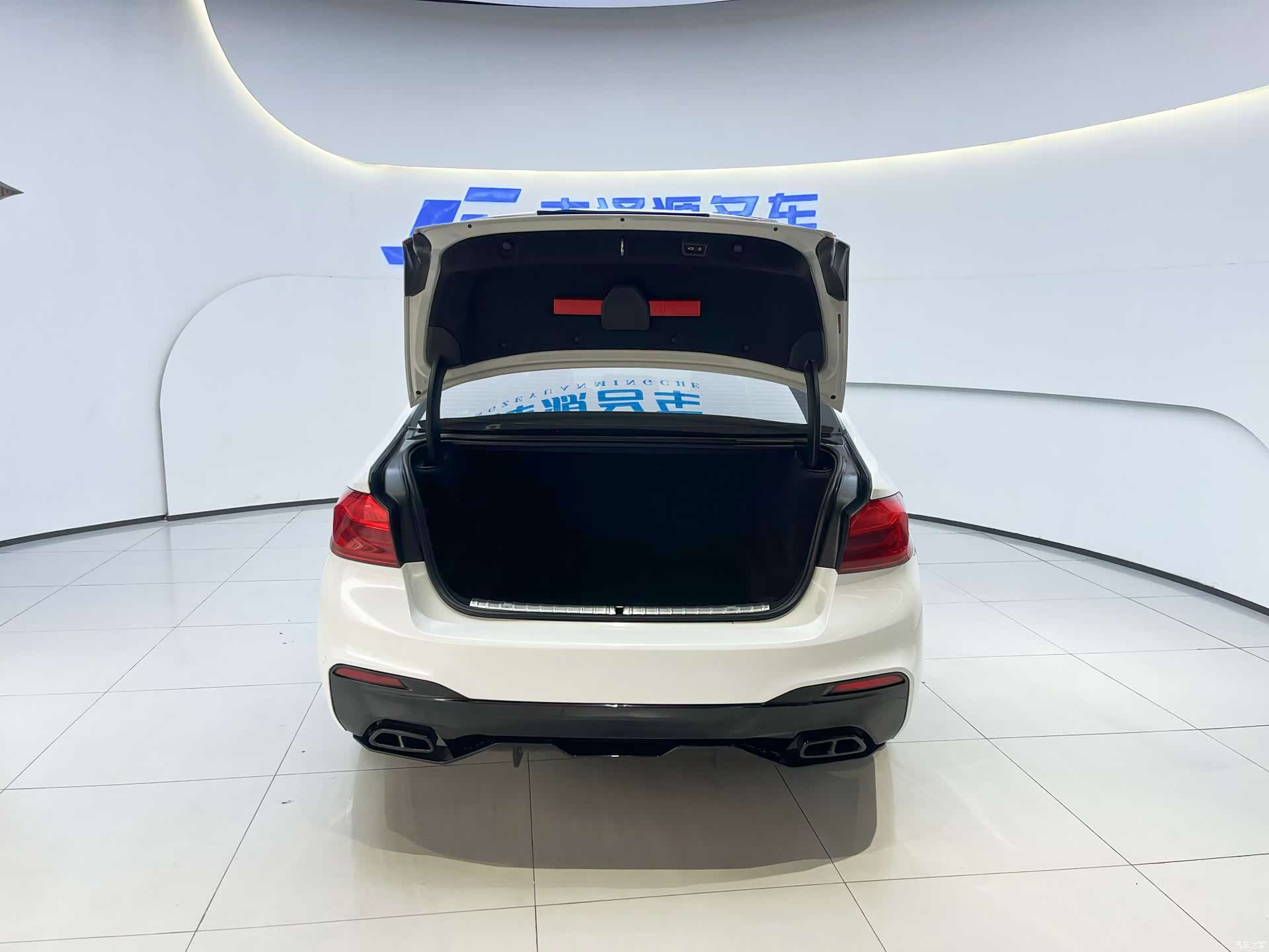 BMW 5 Series, 2017 6
