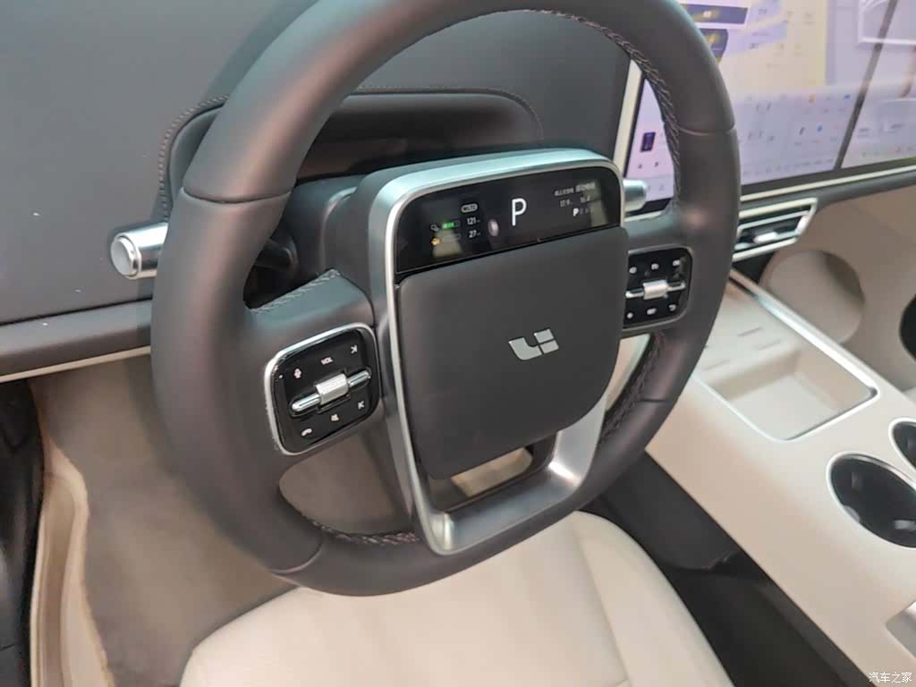 Li Auto L6, 2025 11