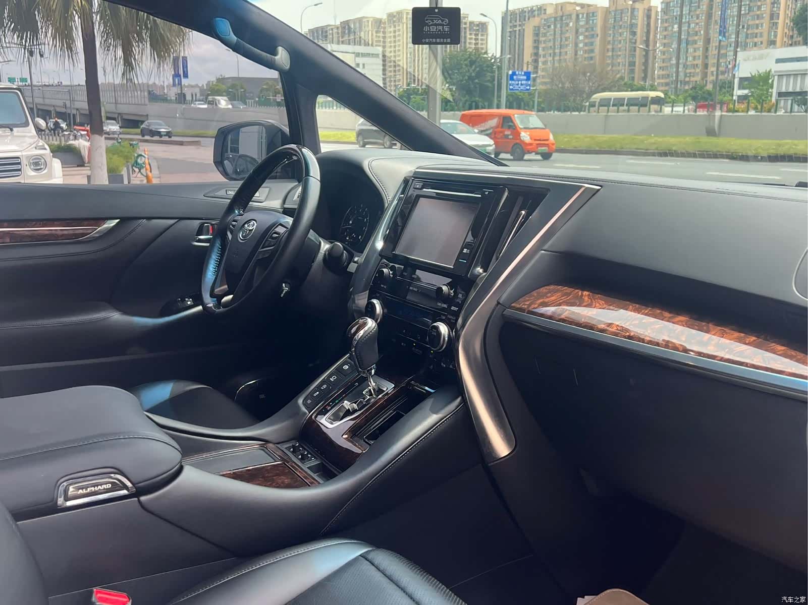 Toyota Alphard, 2018 18