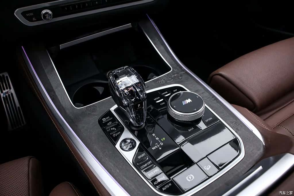 BMW X5, 2019 9