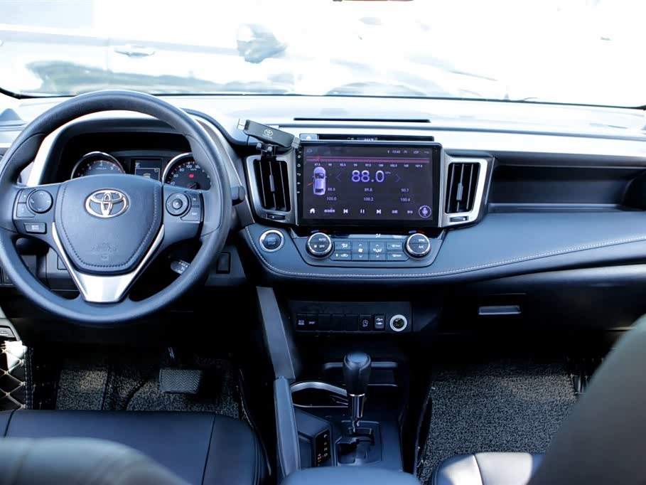 Toyota RAV4 Rongfang