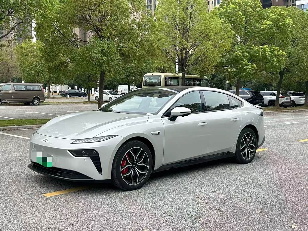 Dongfeng eπ007 2025 565 Max