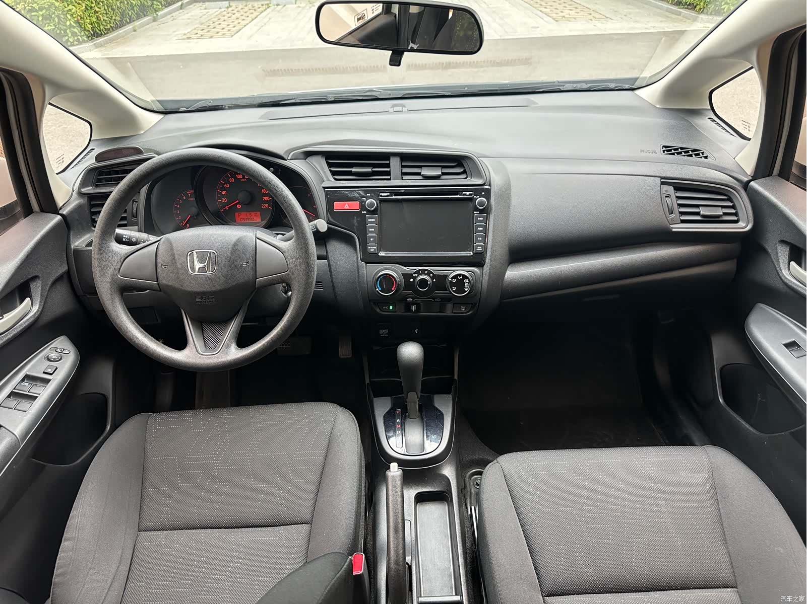 Honda Fit, 2015 все фото