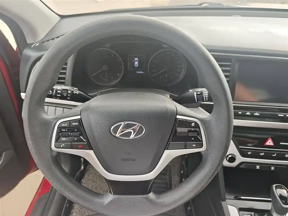 Hyundai Lead