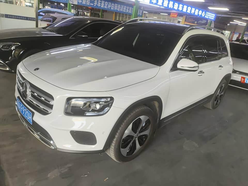 Mercedes-Benz GLB
