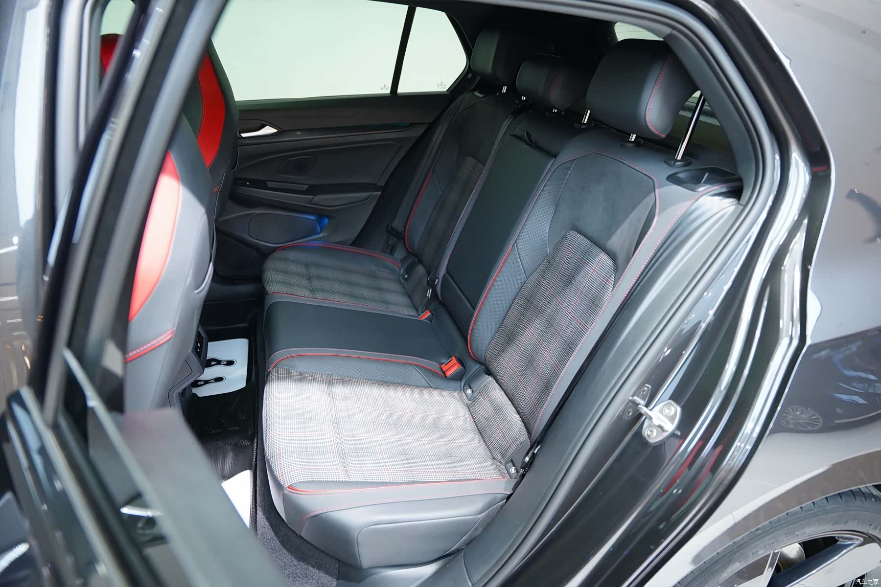 Volkswagen Golf, 2021 23