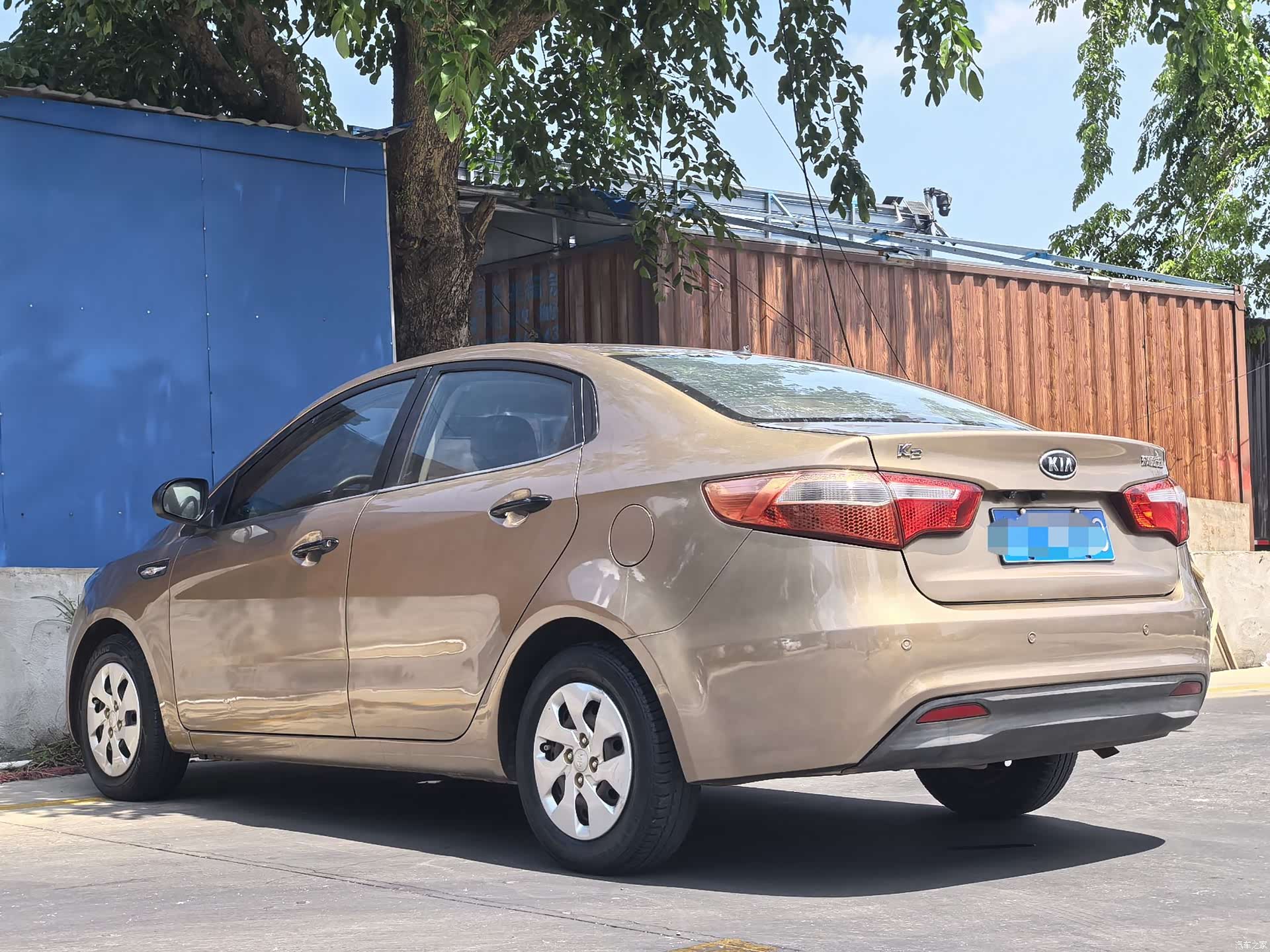 Kia K2, 2012 9