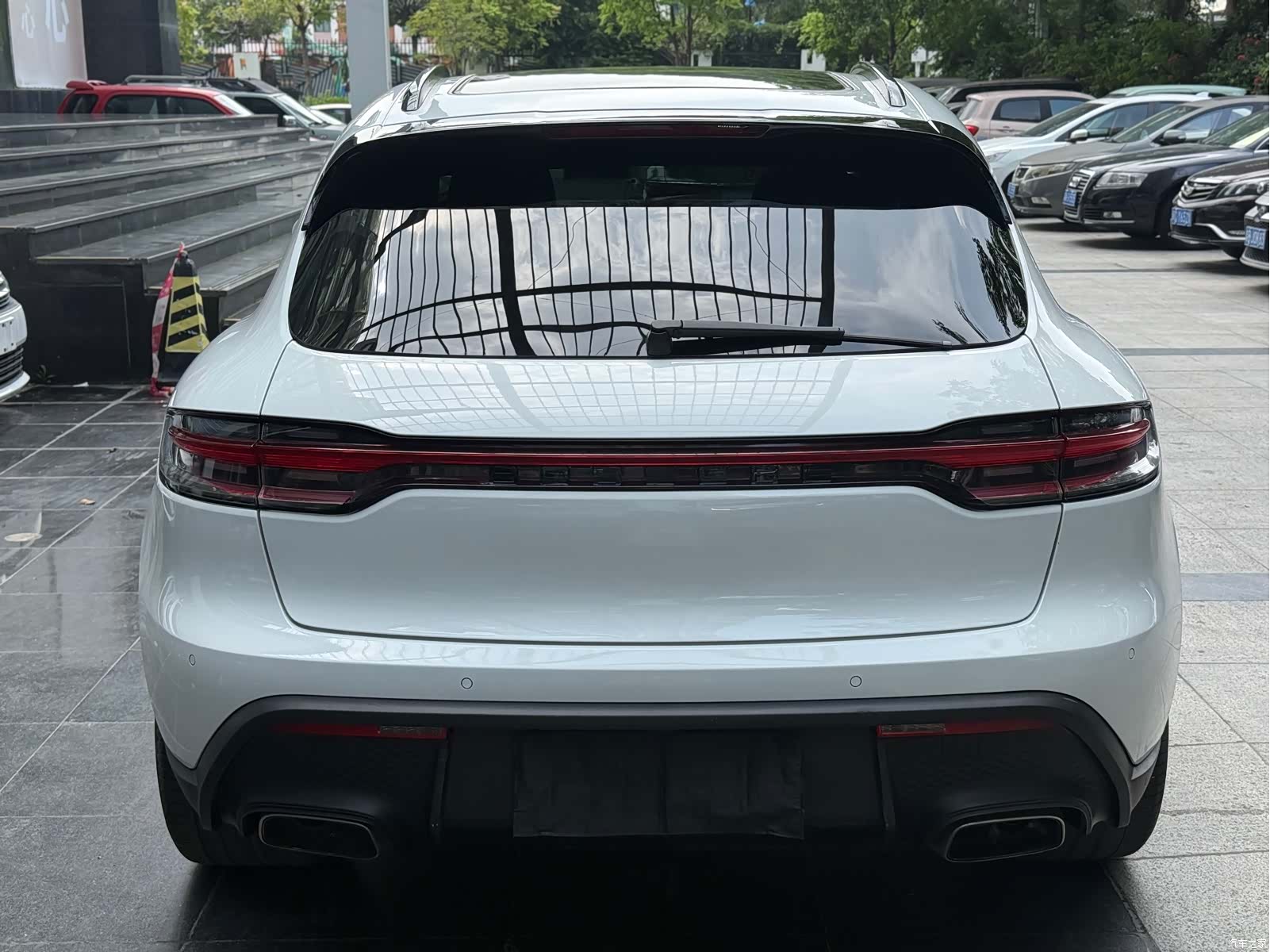 Porsche Macan, 2022 10