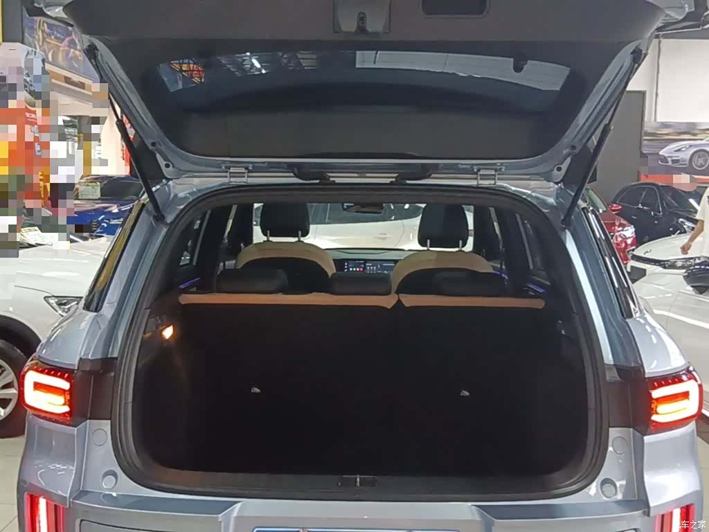 Geely Icon, 2023 19