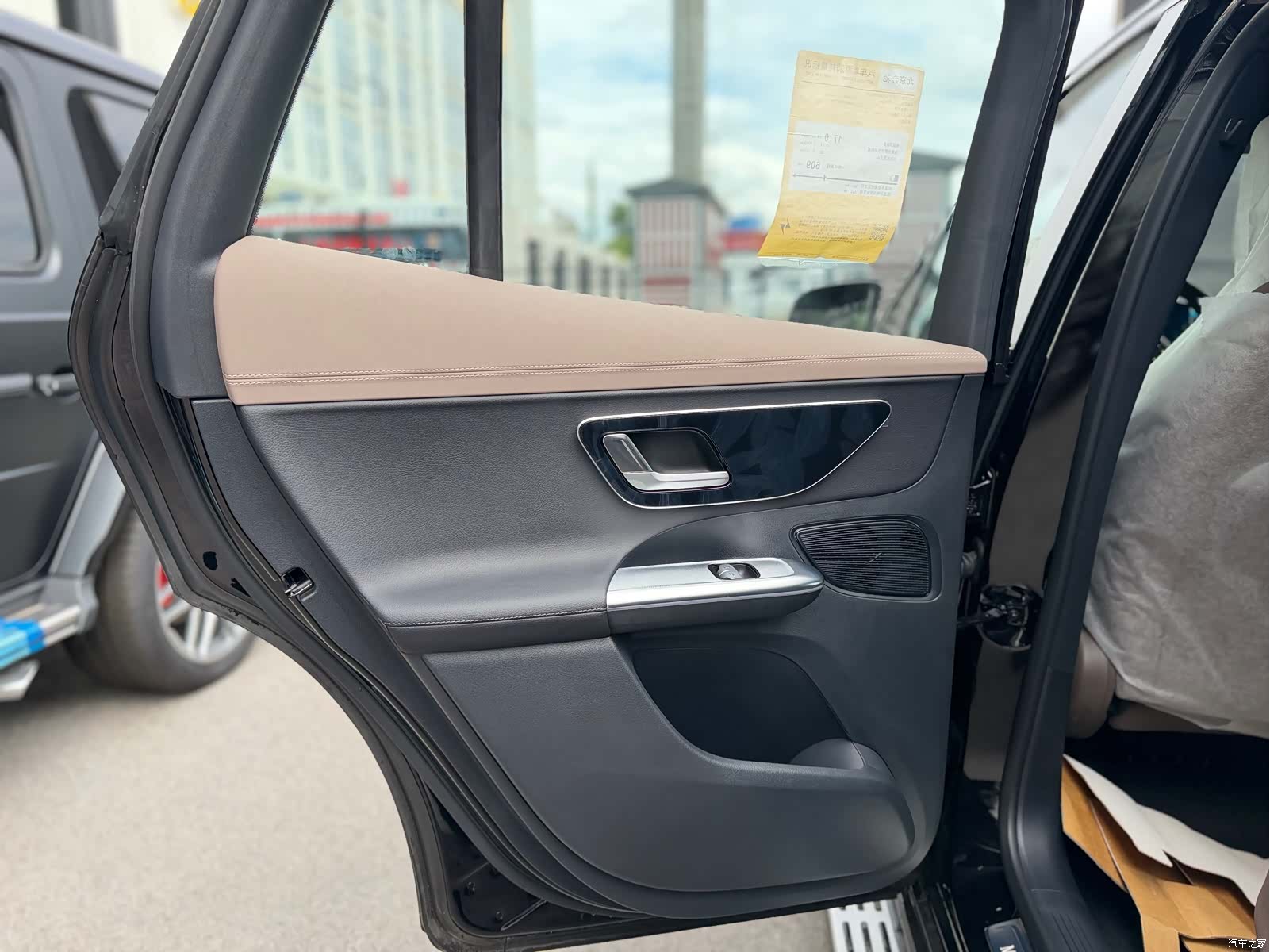 Mercedes-Benz EQE, 2025 17