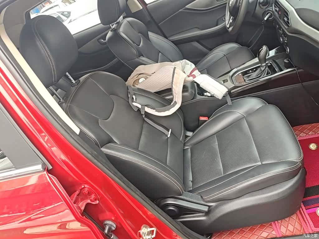 DongFeng S560, 2019 25