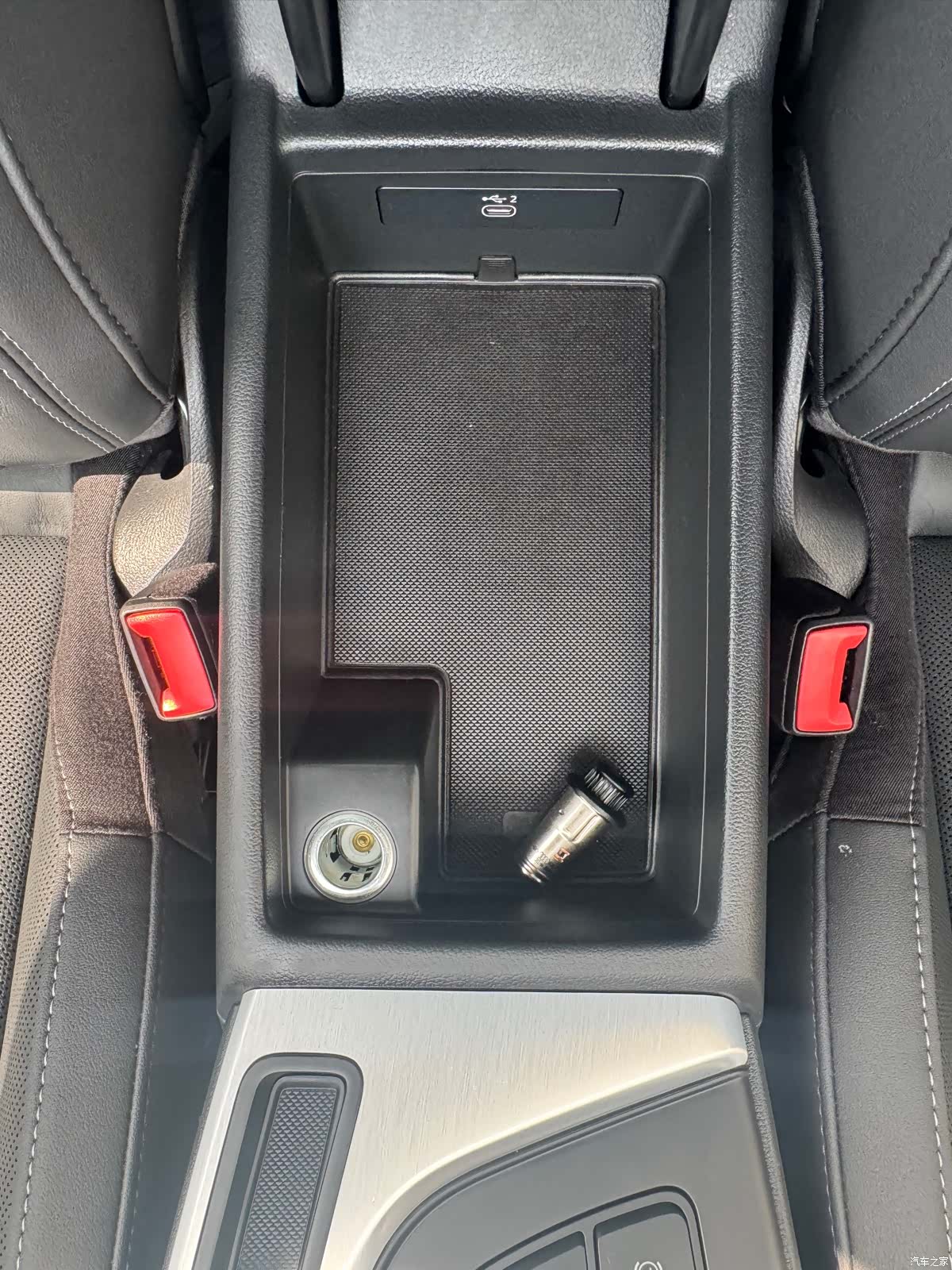 Audi A4L, 2021 21
