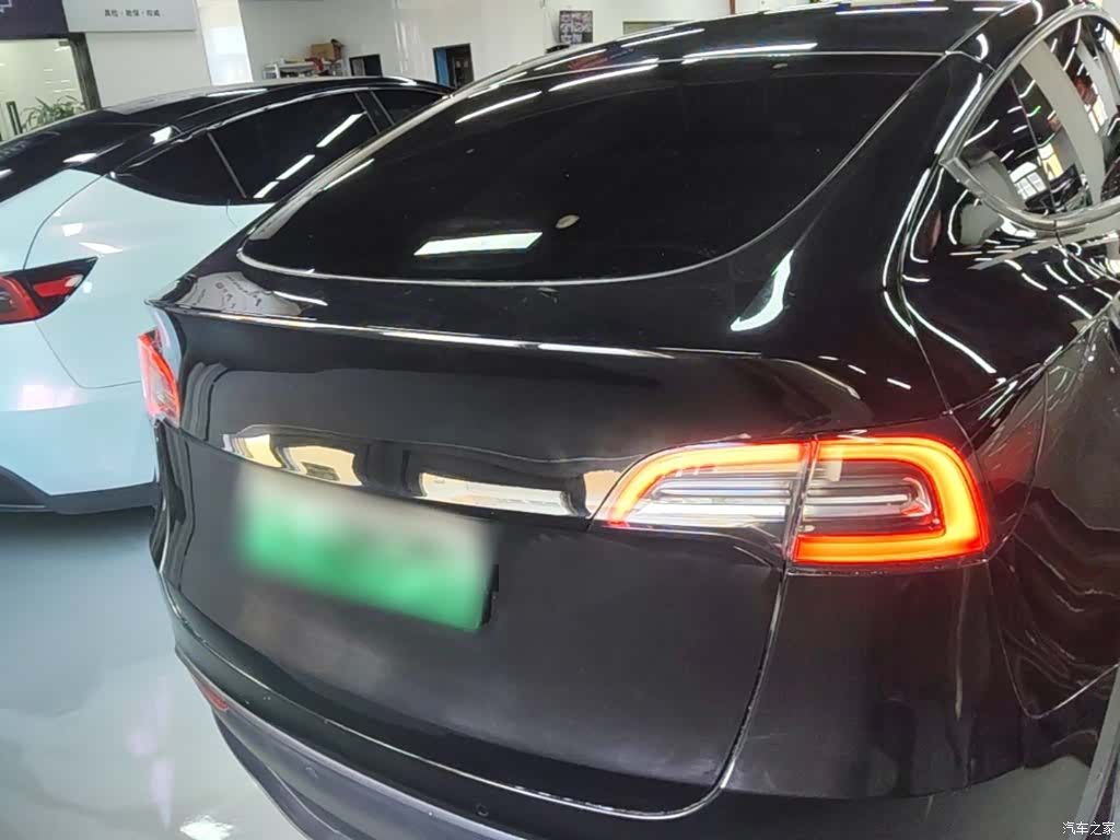 Tesla Model Y, 2021 6