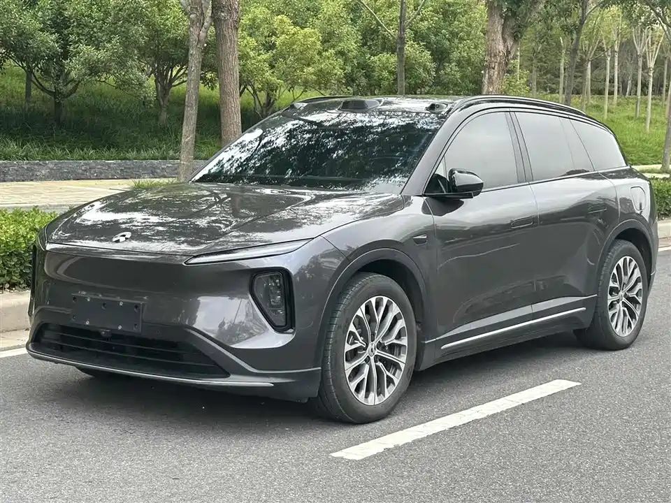 NIO ES6