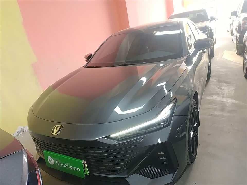 Changan UNI-V Smart iDD