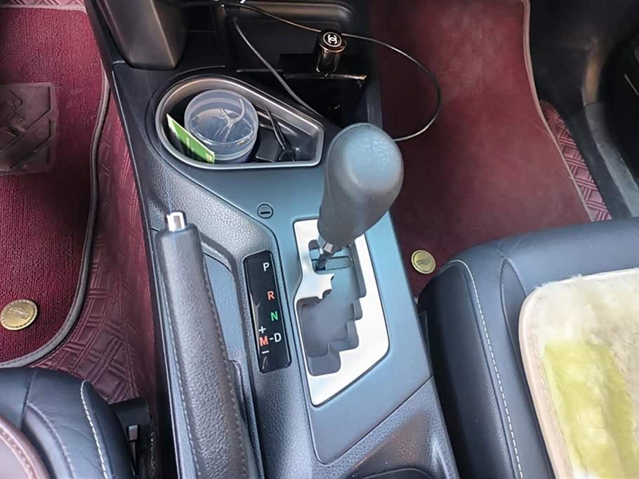 Toyota RAV4 Rongfang