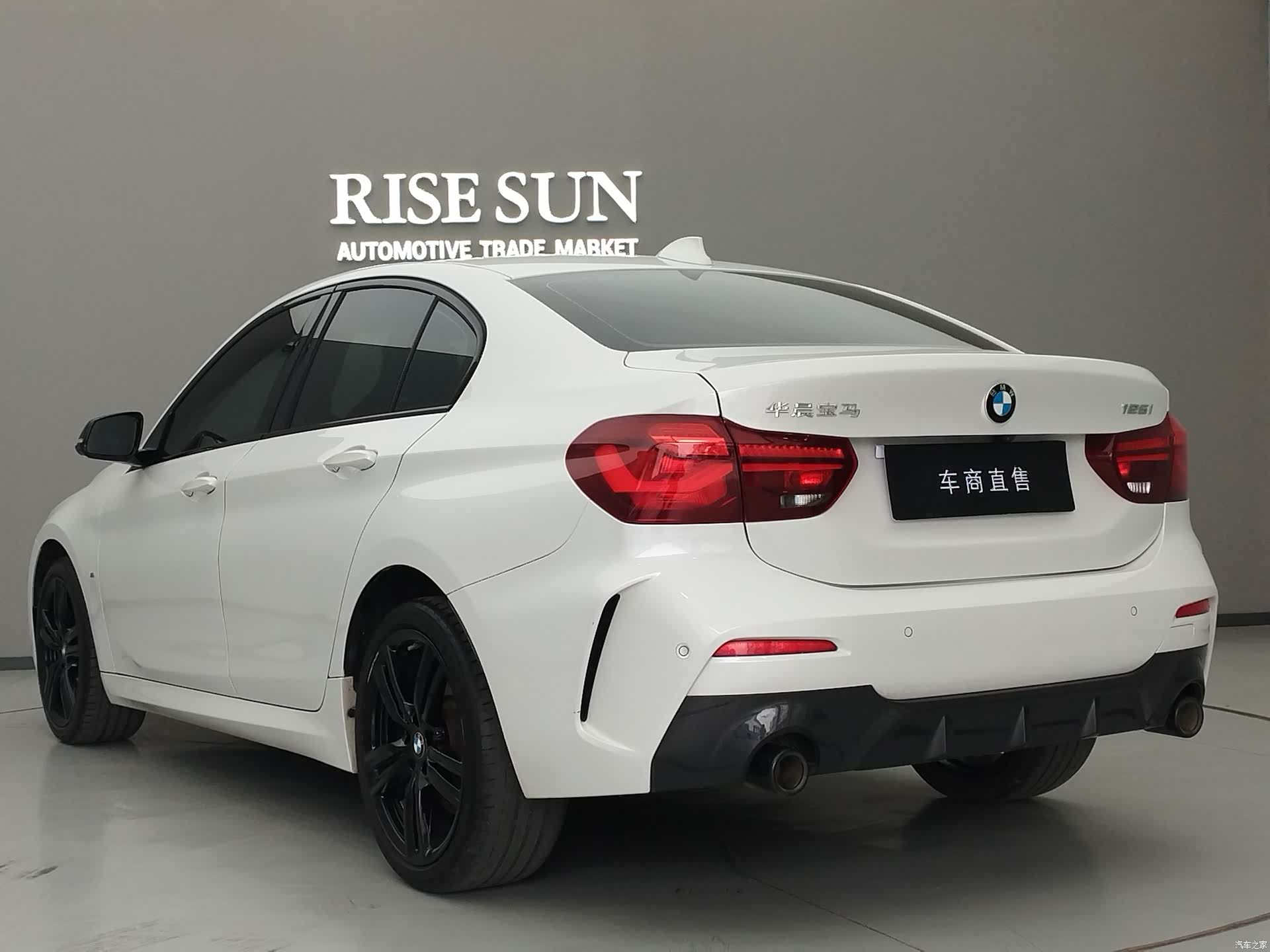 BMW 1 Series, 2023 8