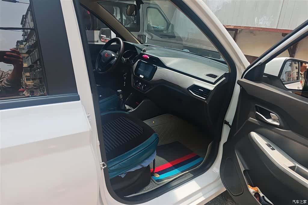 Wuling Hongguang, 2022 8