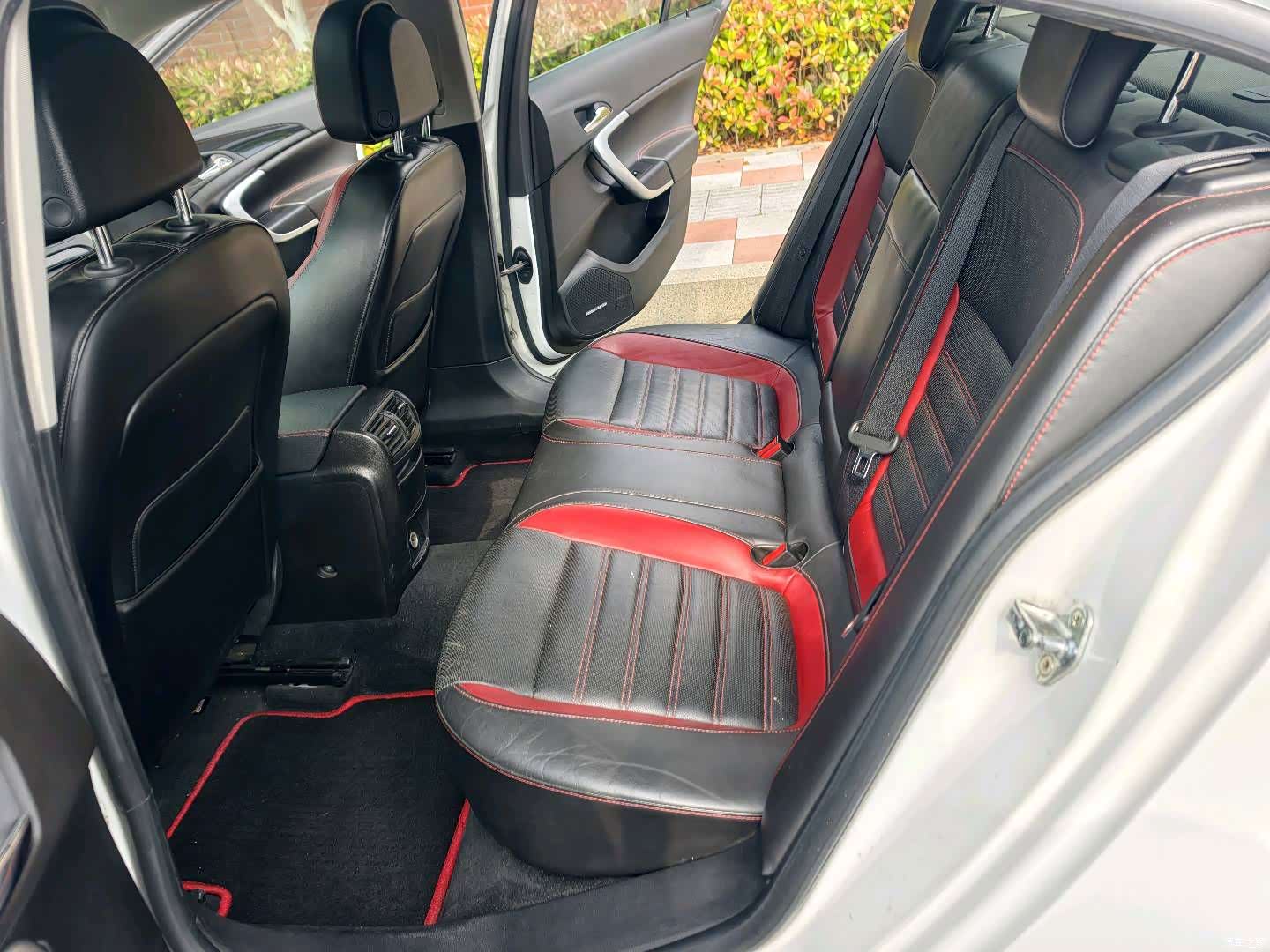Buick Regal, 2012 6