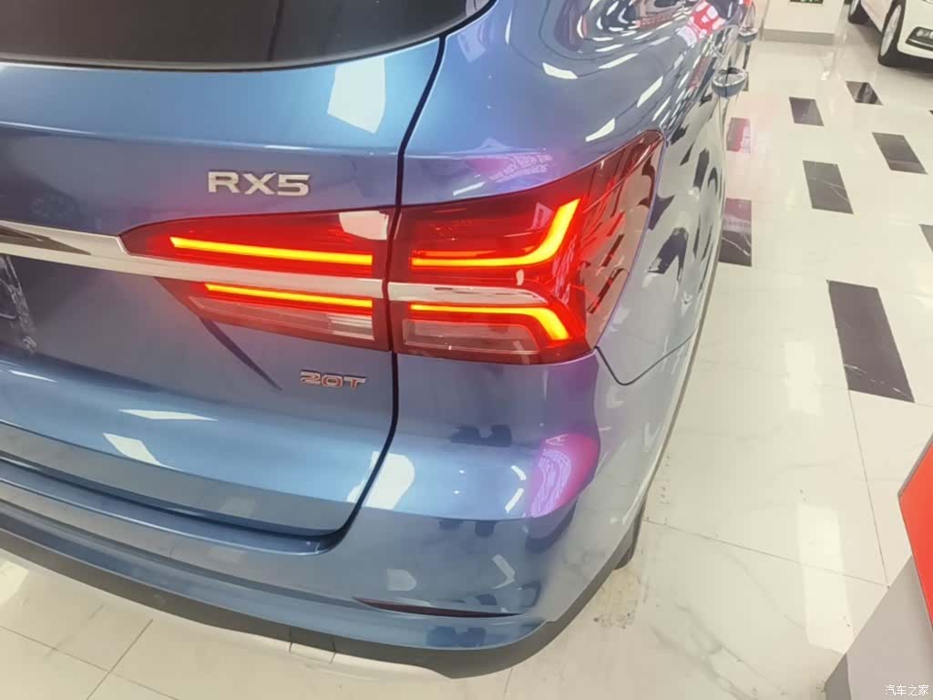 Roewe RX5, 2017 8